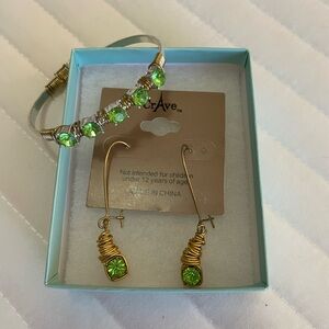 Crave Gold and Green Wire Wrapped Earrings